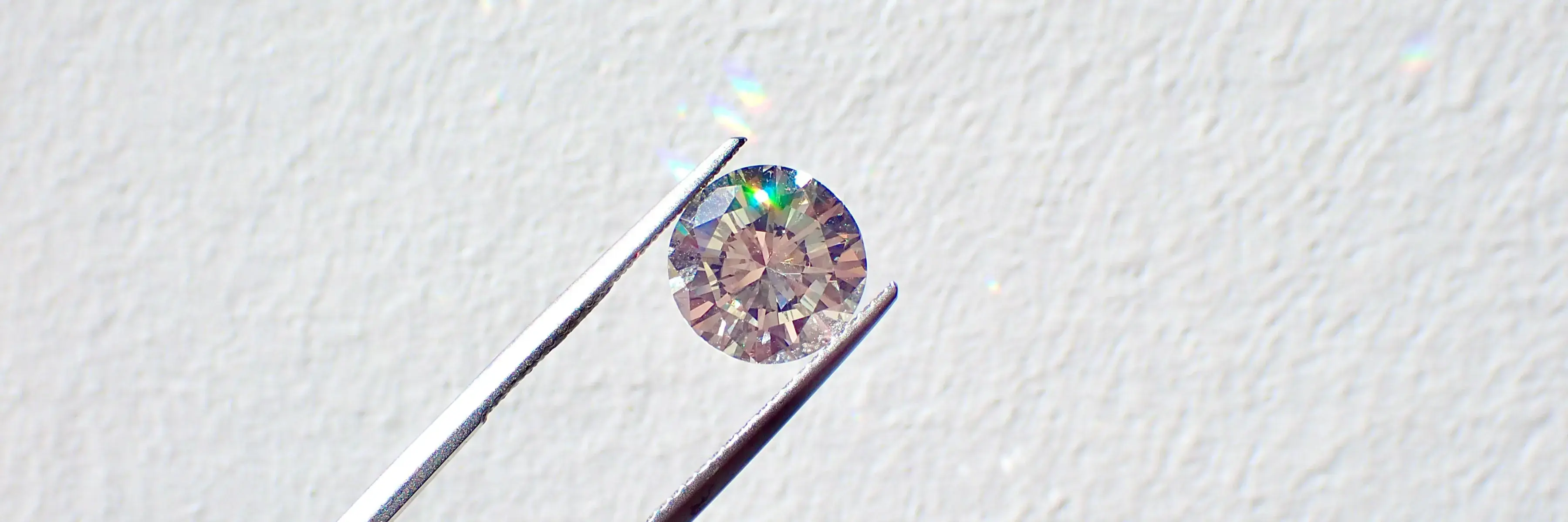 Say what?! Bij Kruidvat verkopen ze nu echte diamanten voor een blinkend prijsje