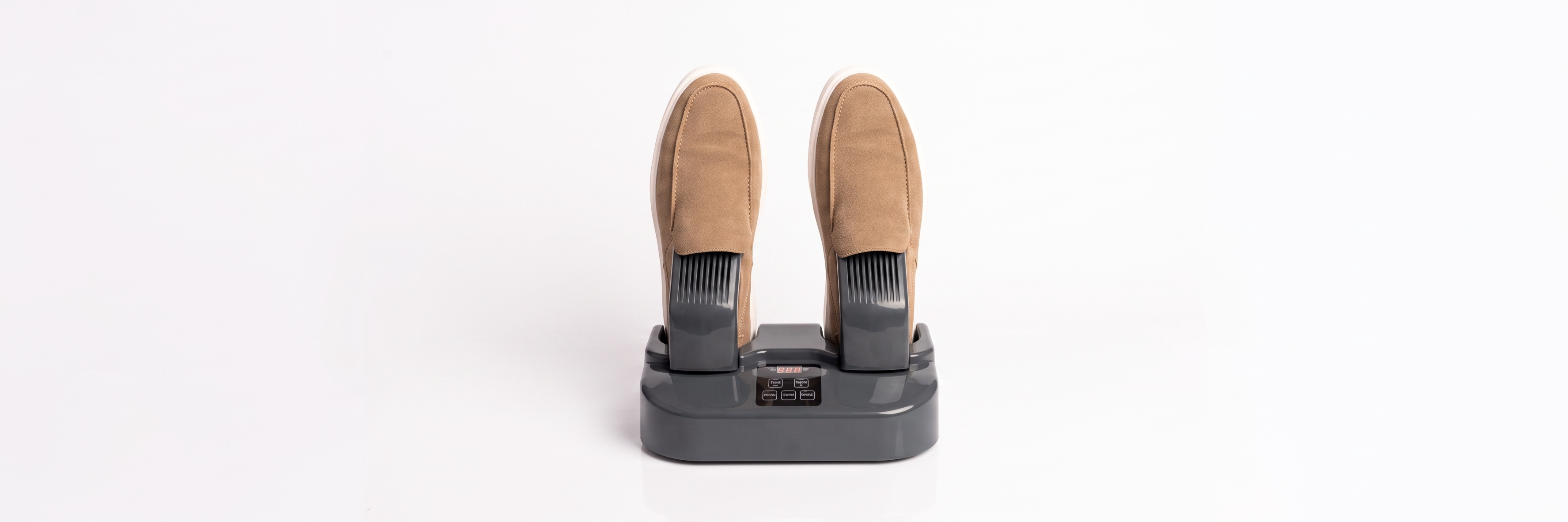 Nooit meer natte schoenen dit najaar met deze slimme Action droger voor €17,95 